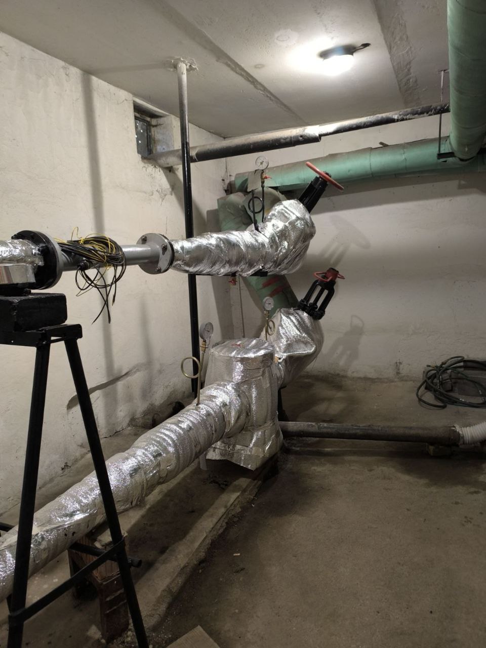 Учреждение здравоохранения "4-я городская клиническая больница имени Н.Е. Савченко" ремонт теплового узла